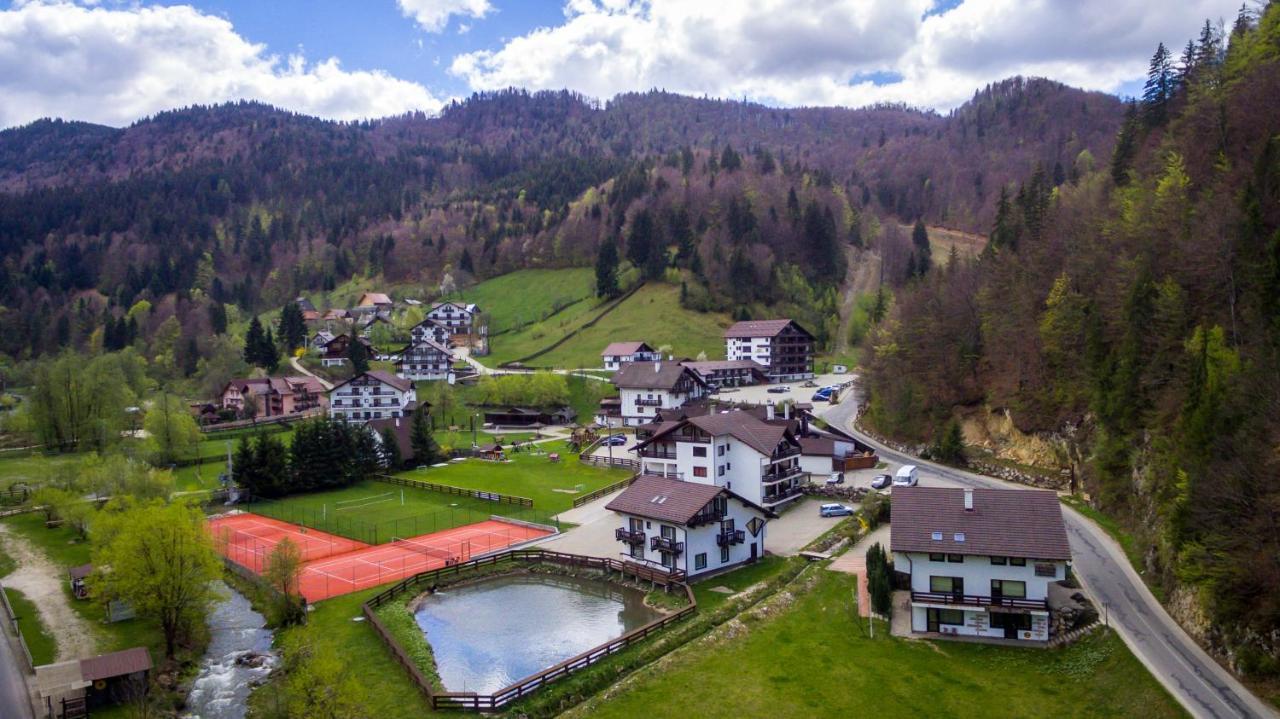 Resort Cheile Gradistei Moieciu 모시유드서스 외부 사진